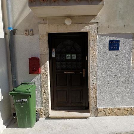 Guest House Accommodation Rupine بريمونتيرا المظهر الخارجي الصورة