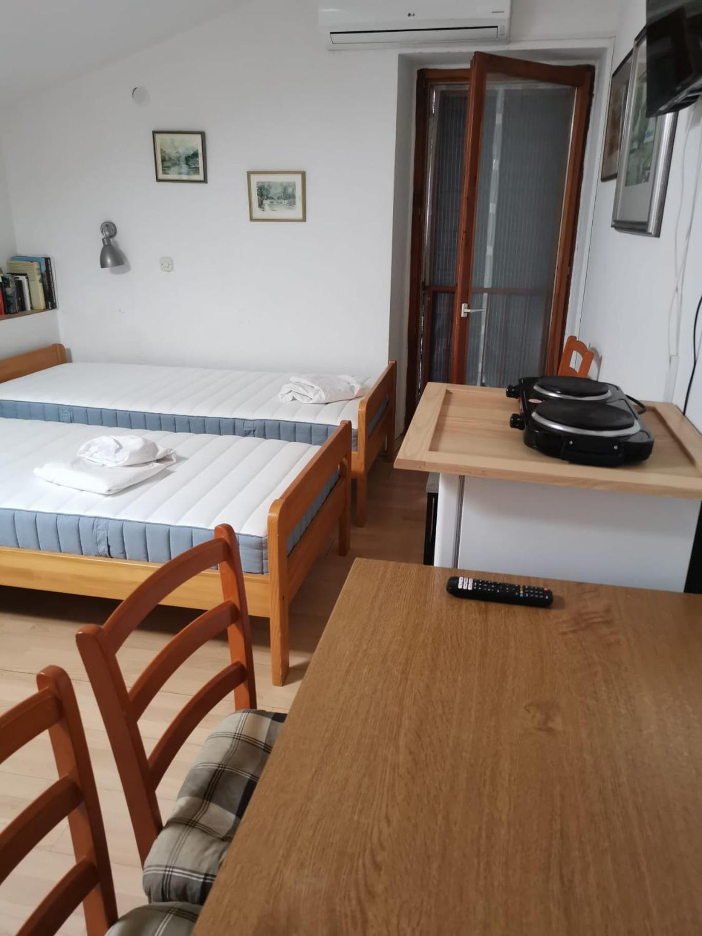 Guest House Accommodation Rupine بريمونتيرا المظهر الخارجي الصورة