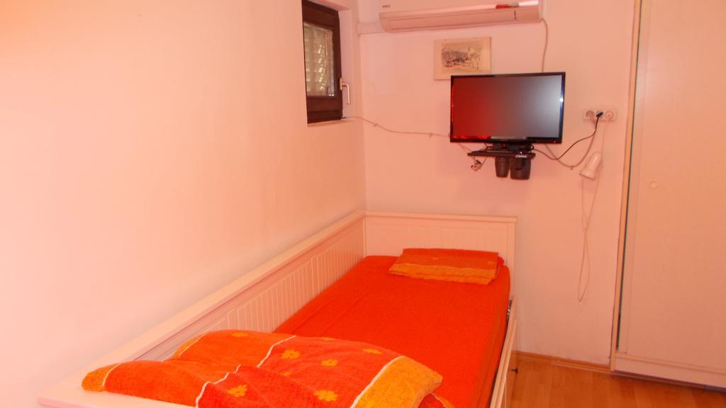 Guest House Accommodation Rupine بريمونتيرا المظهر الخارجي الصورة