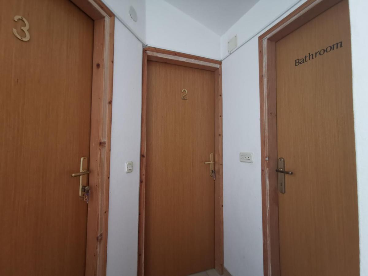 Guest House Accommodation Rupine بريمونتيرا المظهر الخارجي الصورة