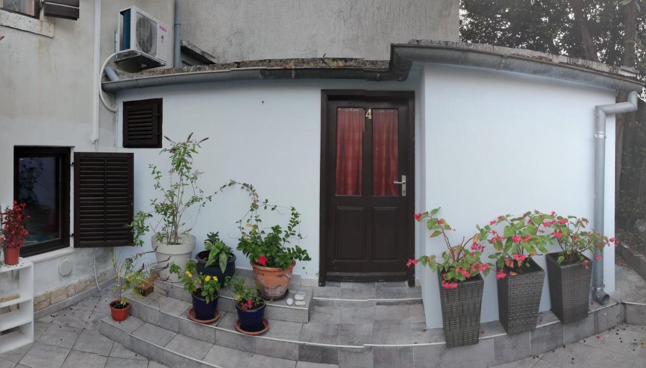 Guest House Accommodation Rupine بريمونتيرا المظهر الخارجي الصورة